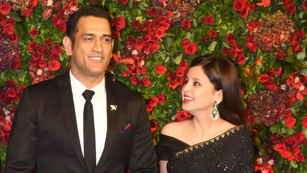 MS Dhoni: कैप्टन कूल की Calm Personality और Sakshi के साथ उनकी Evergreen Love Story, मैदान का कप्तान, दिल का राजा